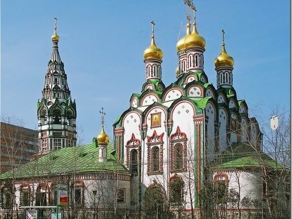 Как можно знакомиться в православных храмах